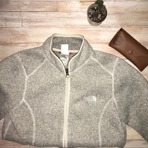 NORTHFACE FLEECE ZIP UP